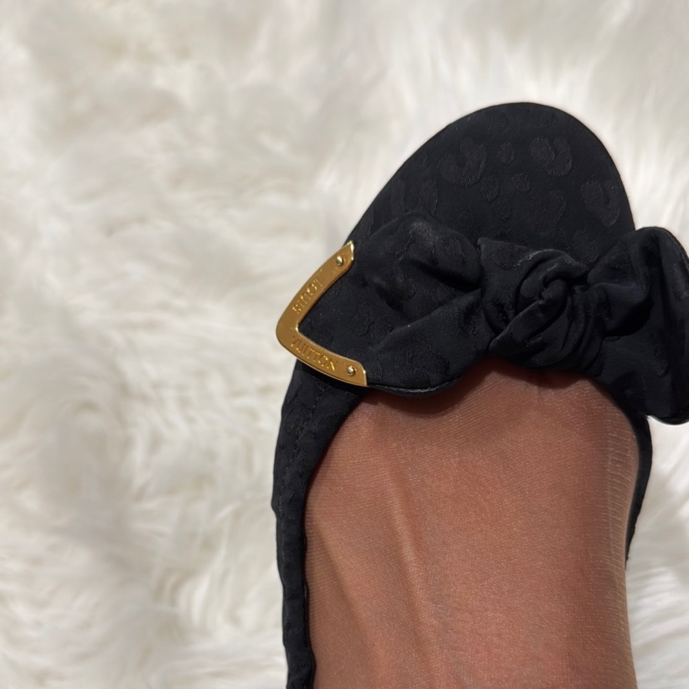 Louis Vuitton Black Ballet Flats worn a couple times. - Picture 3 of 5
